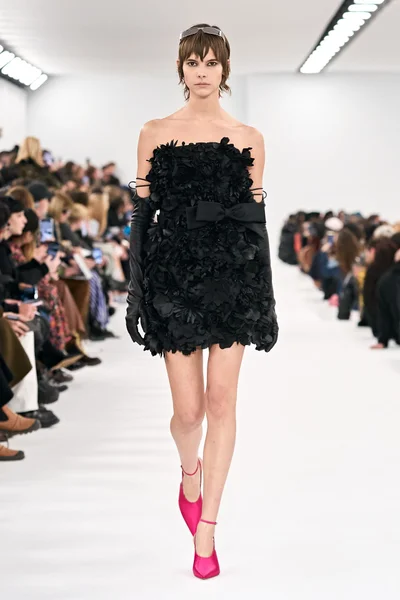 Look 48